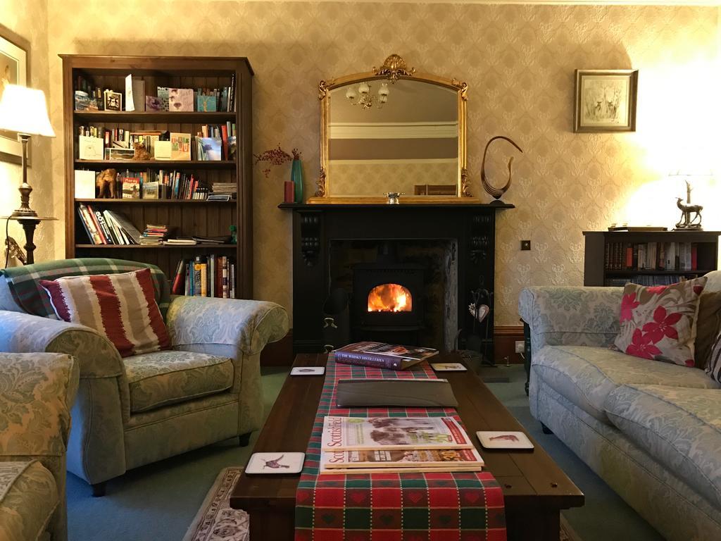 Rossmor Bed & Breakfast Grantown-on-Spey Экстерьер фото