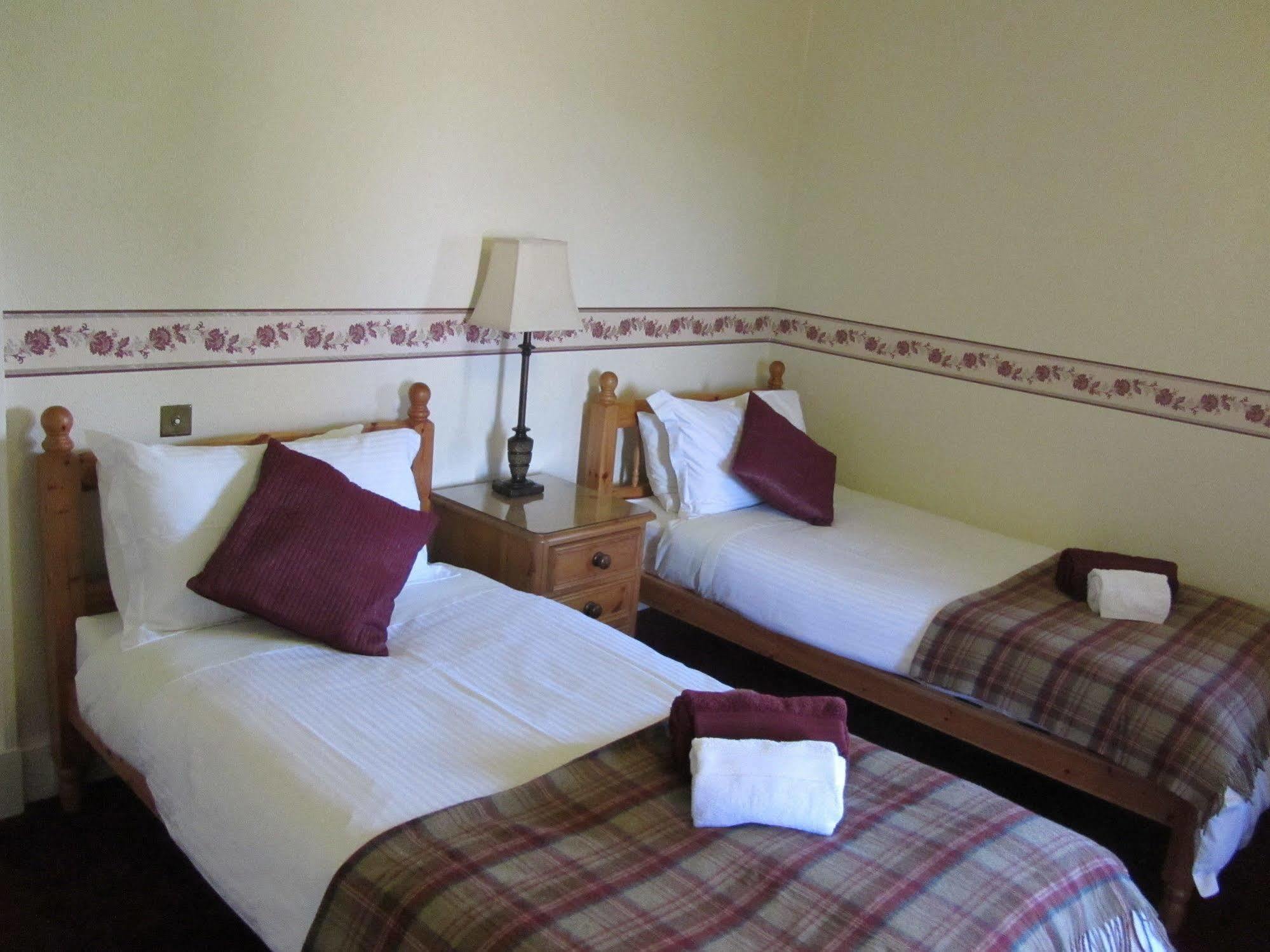 Rossmor Bed & Breakfast Grantown-on-Spey Экстерьер фото