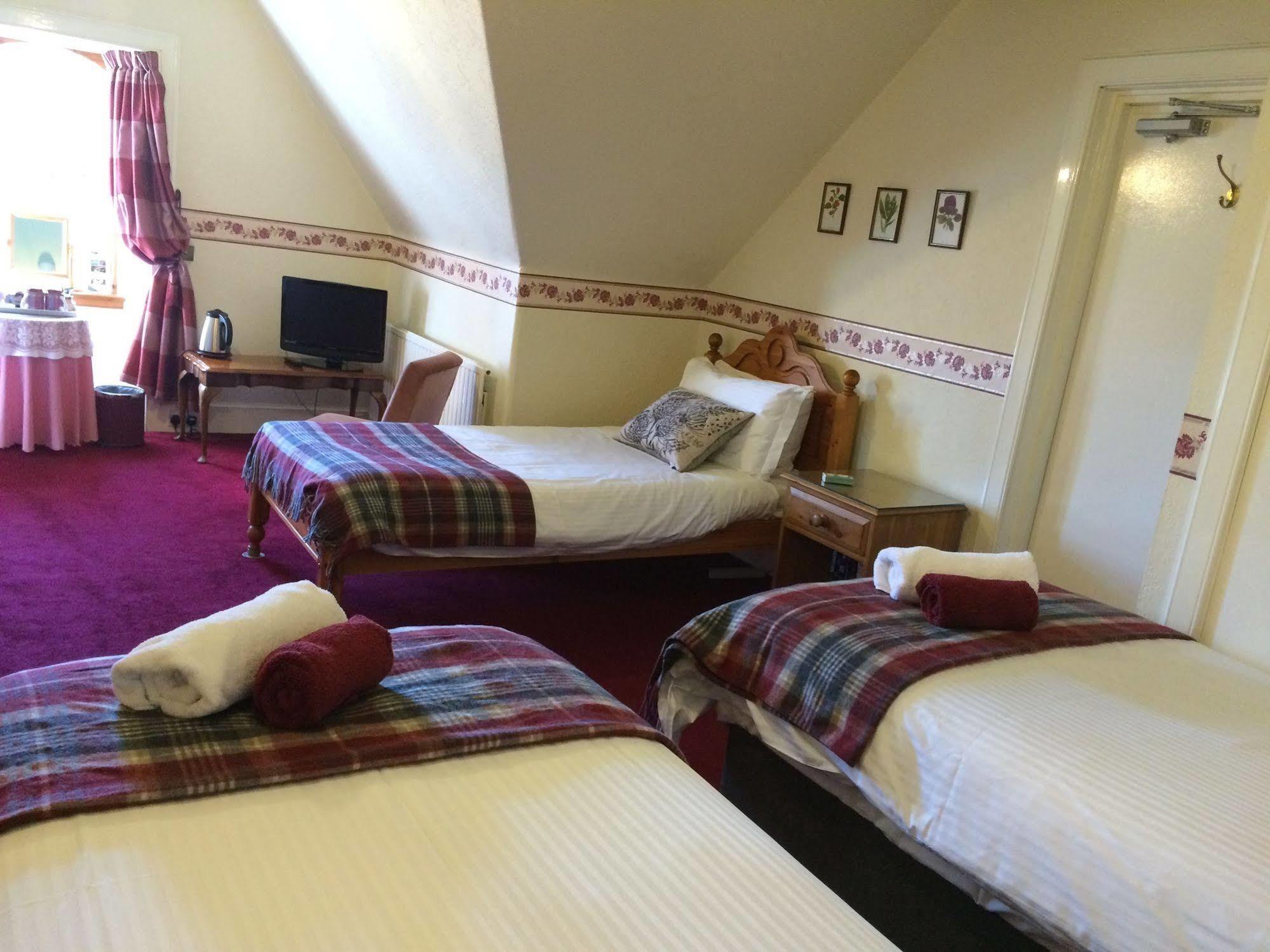 Rossmor Bed & Breakfast Grantown-on-Spey Экстерьер фото