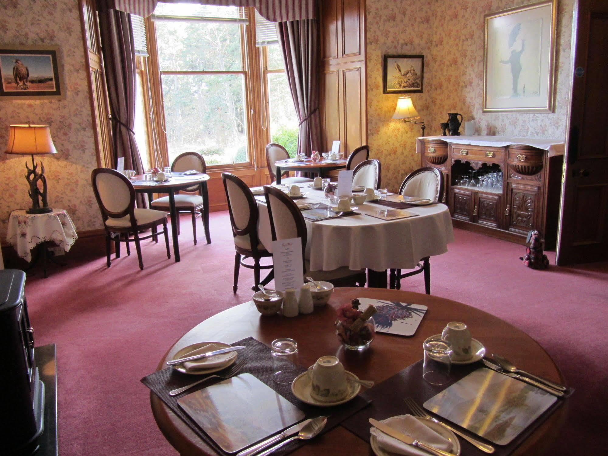 Rossmor Bed & Breakfast Grantown-on-Spey Экстерьер фото